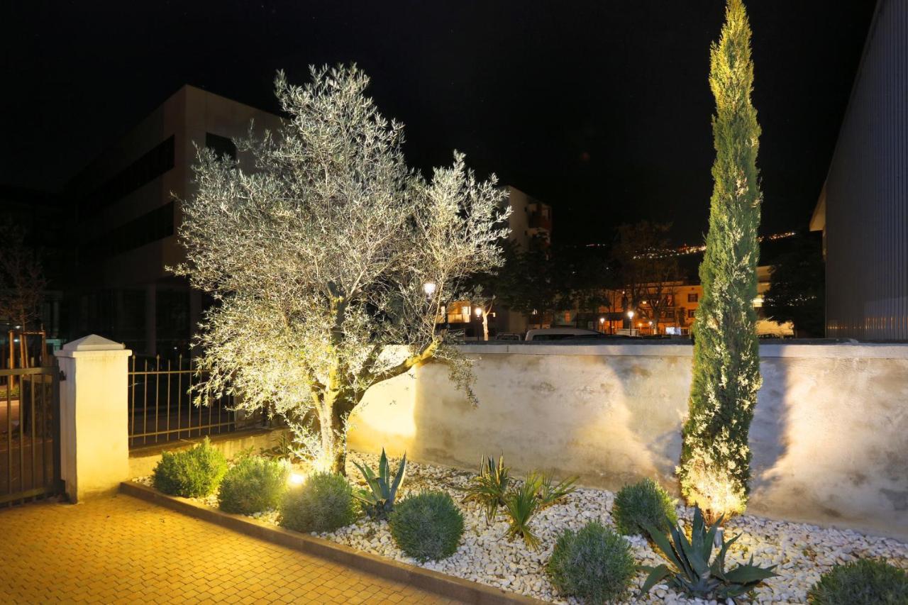 Garni Villa Tyrol - Adults Only Μεράνο Εξωτερικό φωτογραφία