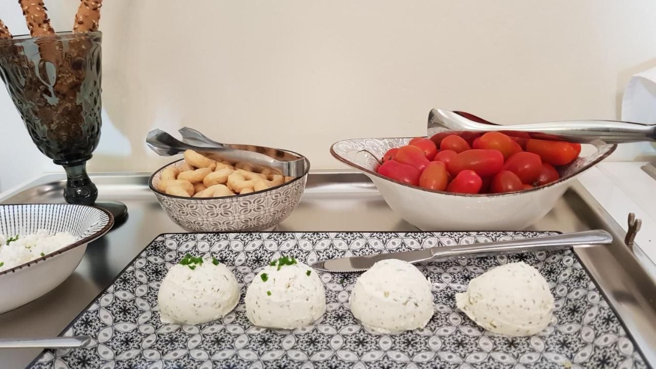 Garni Villa Tyrol - Adults Only Μεράνο Εξωτερικό φωτογραφία